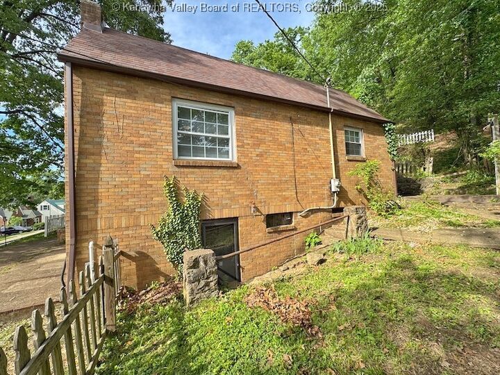 Property Photo:  617 Montrose Drive  WV 25303 