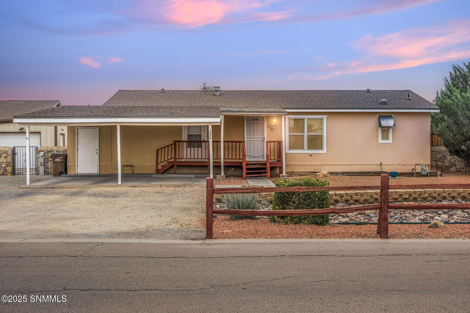 Property Photo:  2990 Petunia Lane  NM 88007 