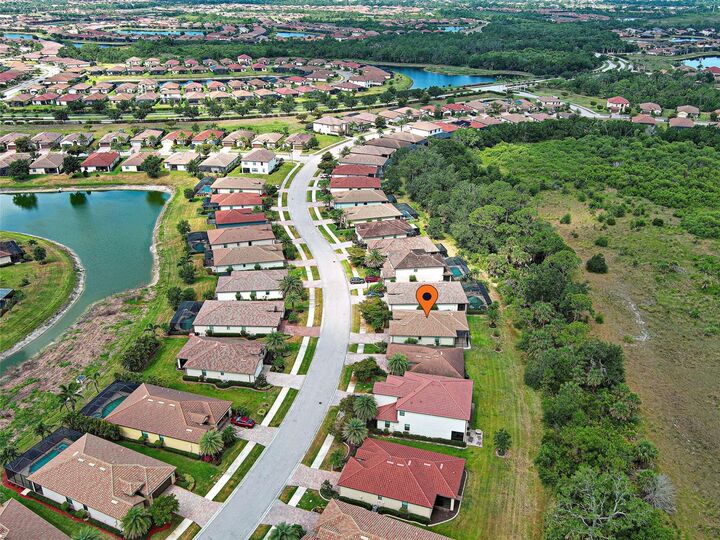 Property Photo: 12728 Richezza Drive FL 34293