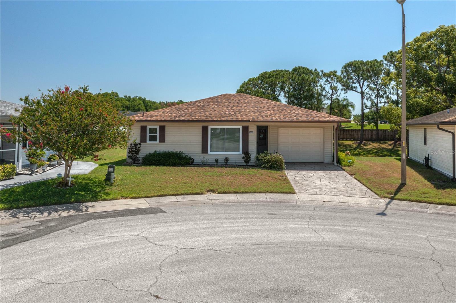 Property Photo: 3245 Prairie Dunes Circle E FL 33810