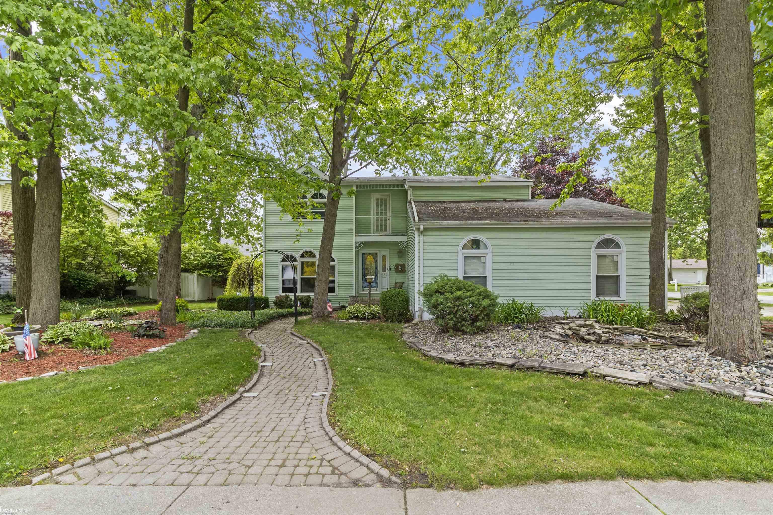 537 4th Street  Marysville MI 48040 photo