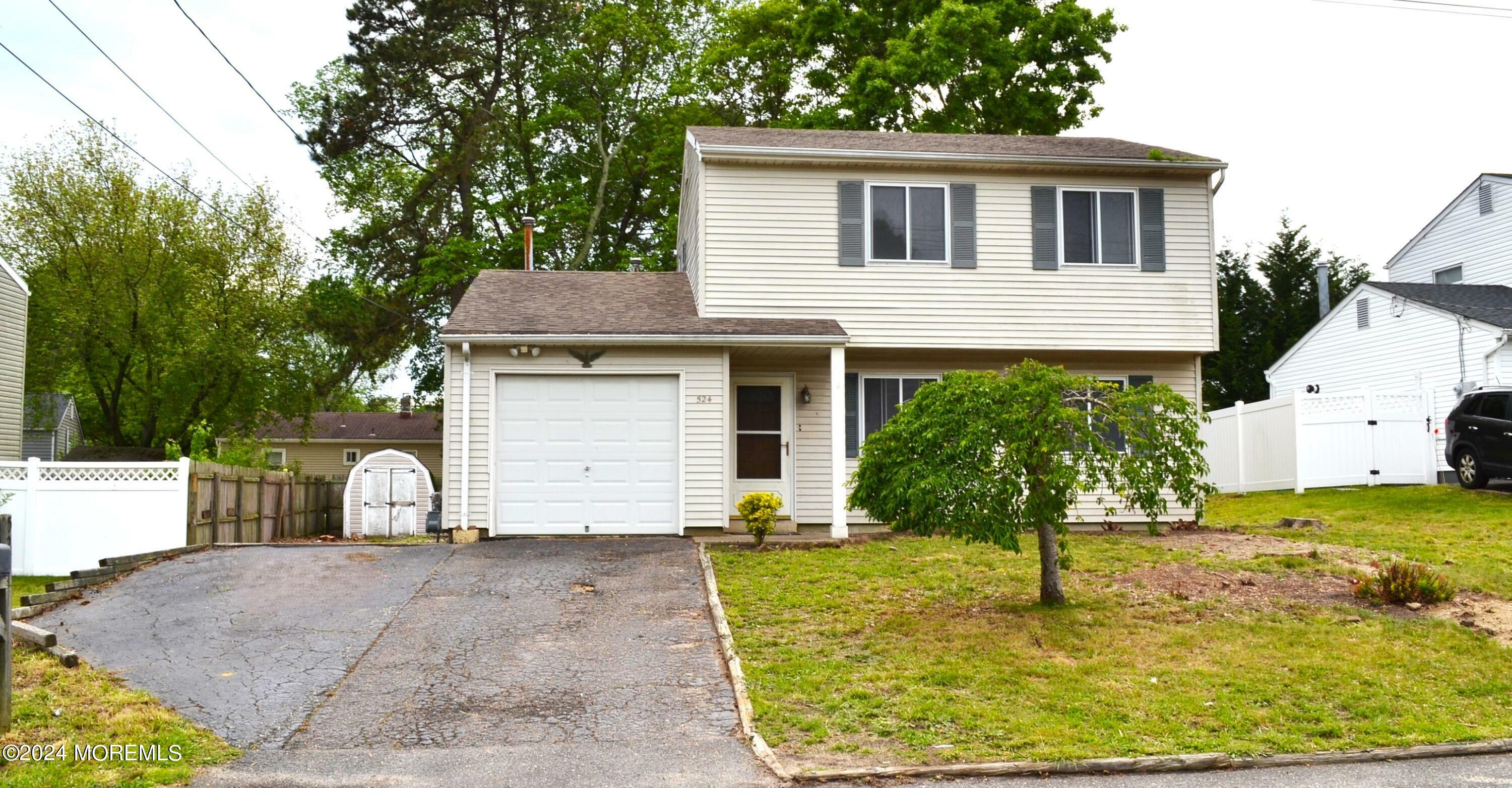 524 Rhode Island Avenue  Brick NJ 08724 photo