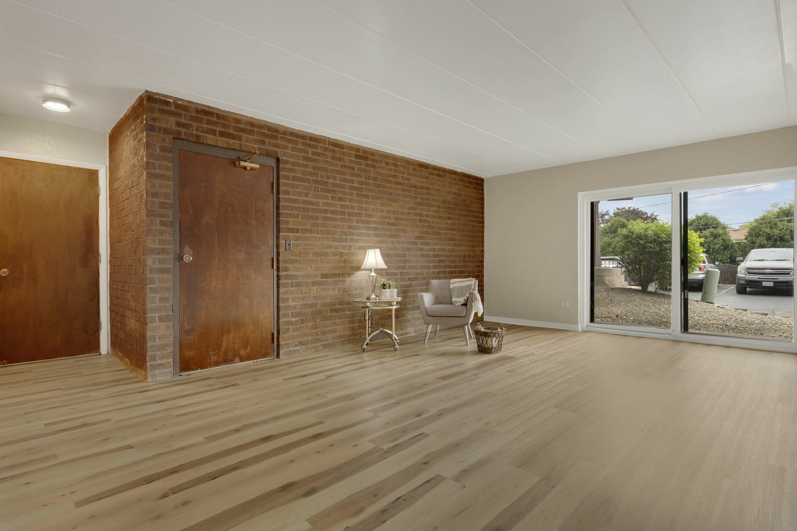 Property Photo: 1619 Richmond Circle 105 IL 60435