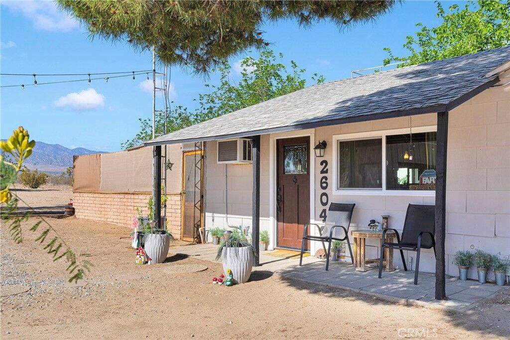 Property Photo:  26042 E Avenue U8  CA 93544 
