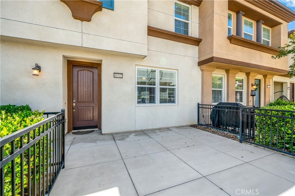 Property Photo: 40342 Calle Real CA 92563