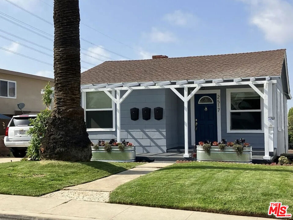 Property Photo:  2517 Curtis Avenue  CA 90278 