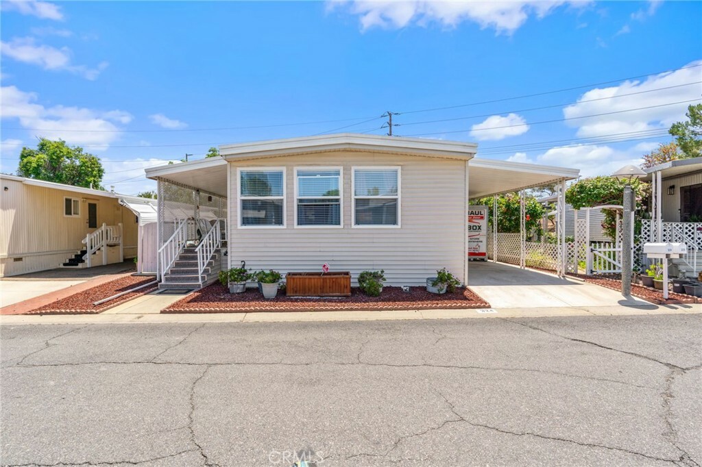 Property Photo:  1001 W Lambert Rd #324  CA 90631 