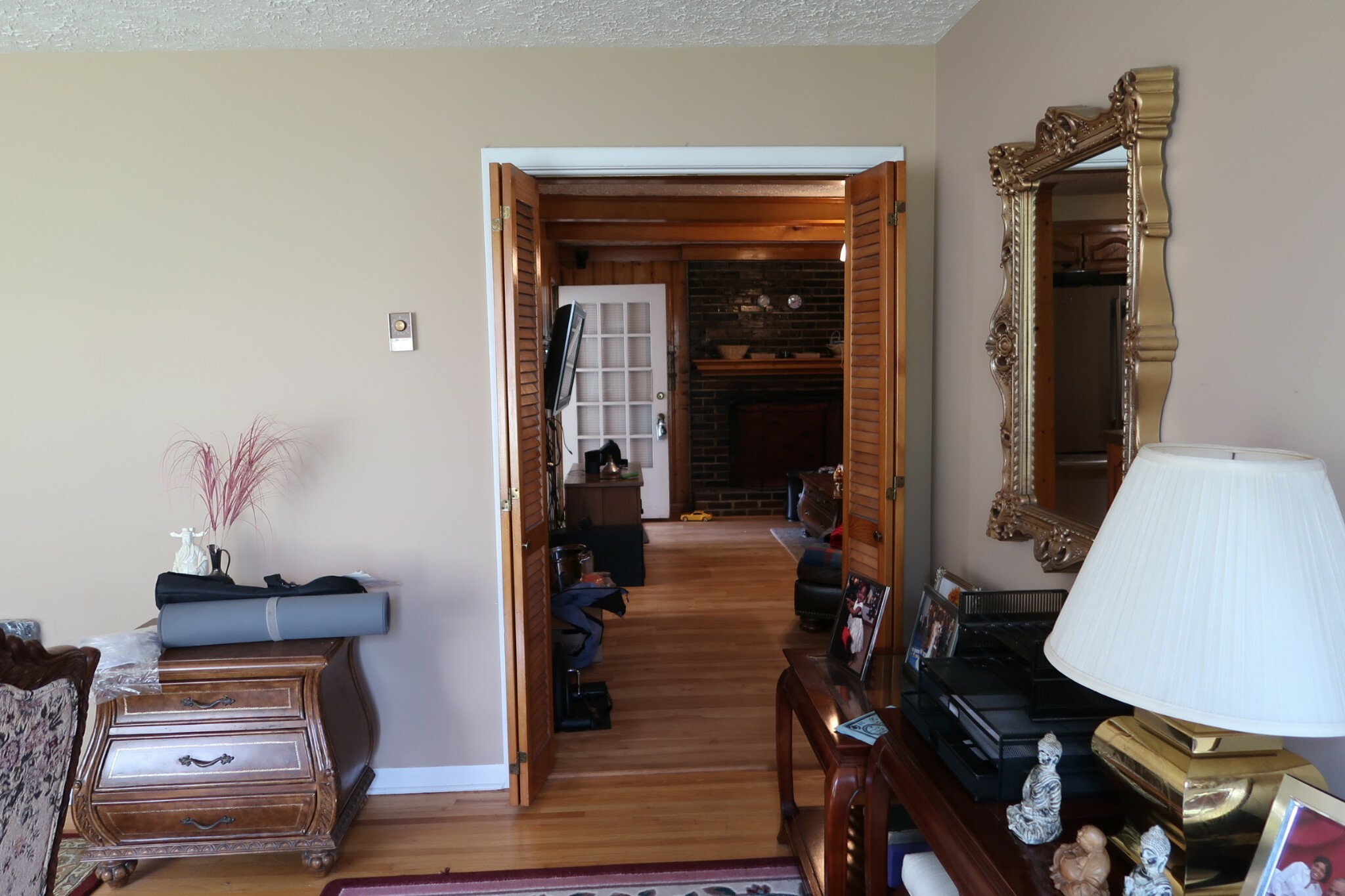 Property Photo: 136 Oak Park Dr TN 37207