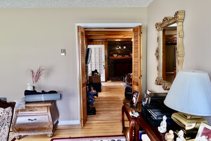 Property Photo:  136 Oak Park Dr  TN 37207 