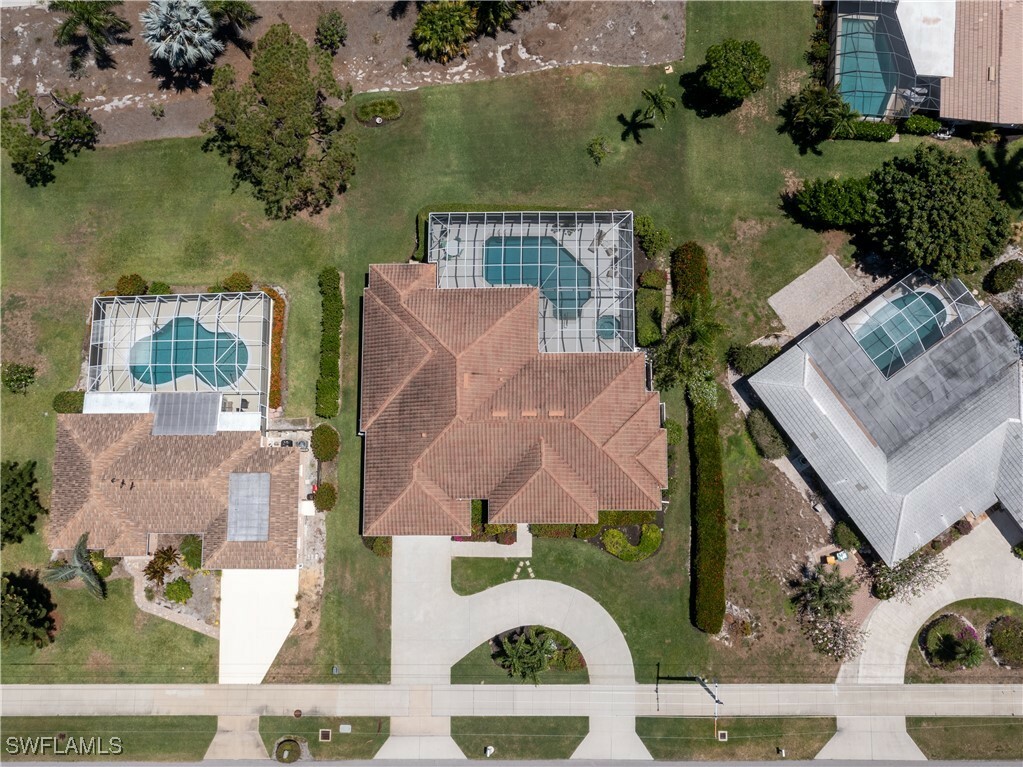 Property Photo: 1338 Jamaica Road FL 34145