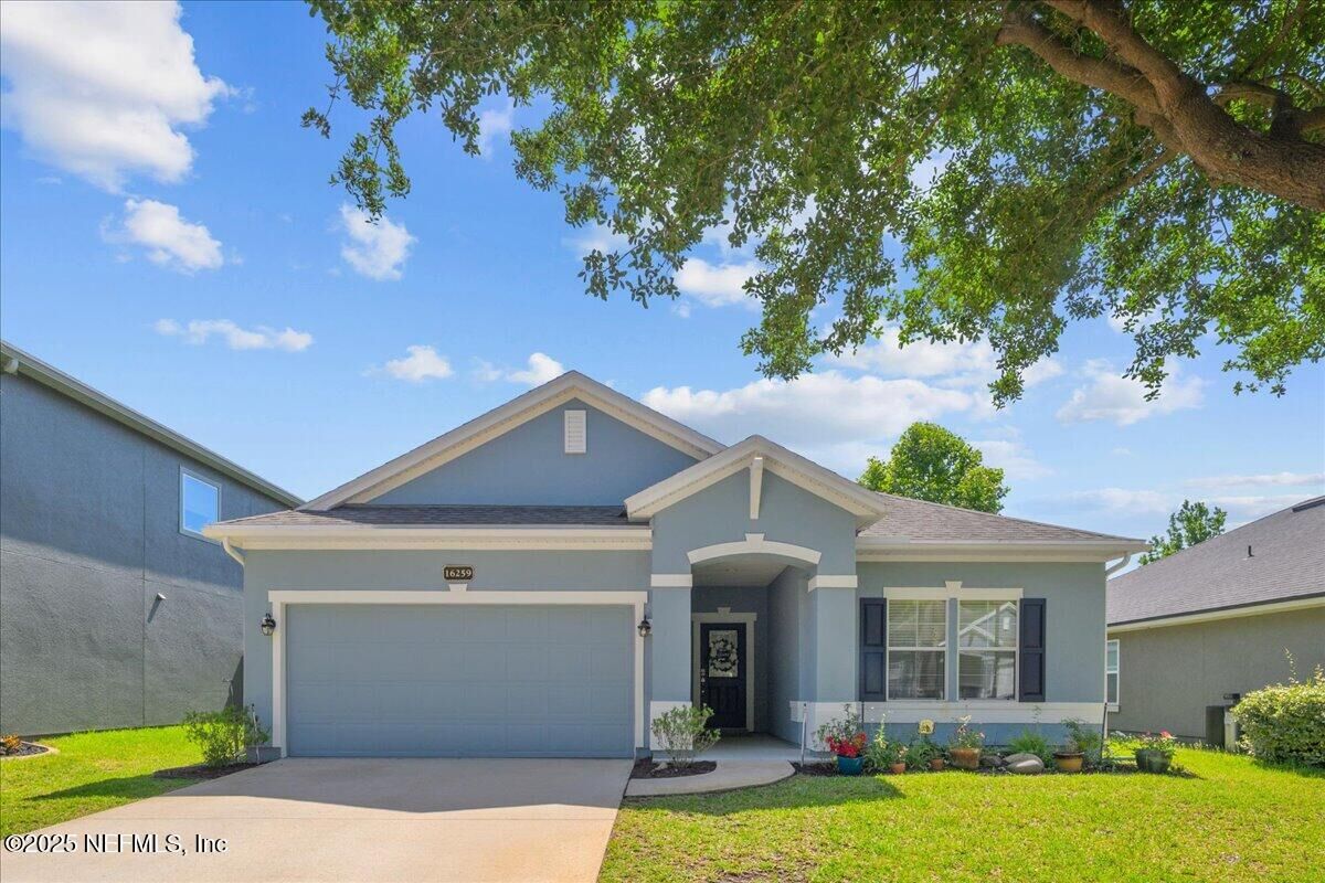 Property Photo:  16259 Dowing Creek Drive  FL 32218 