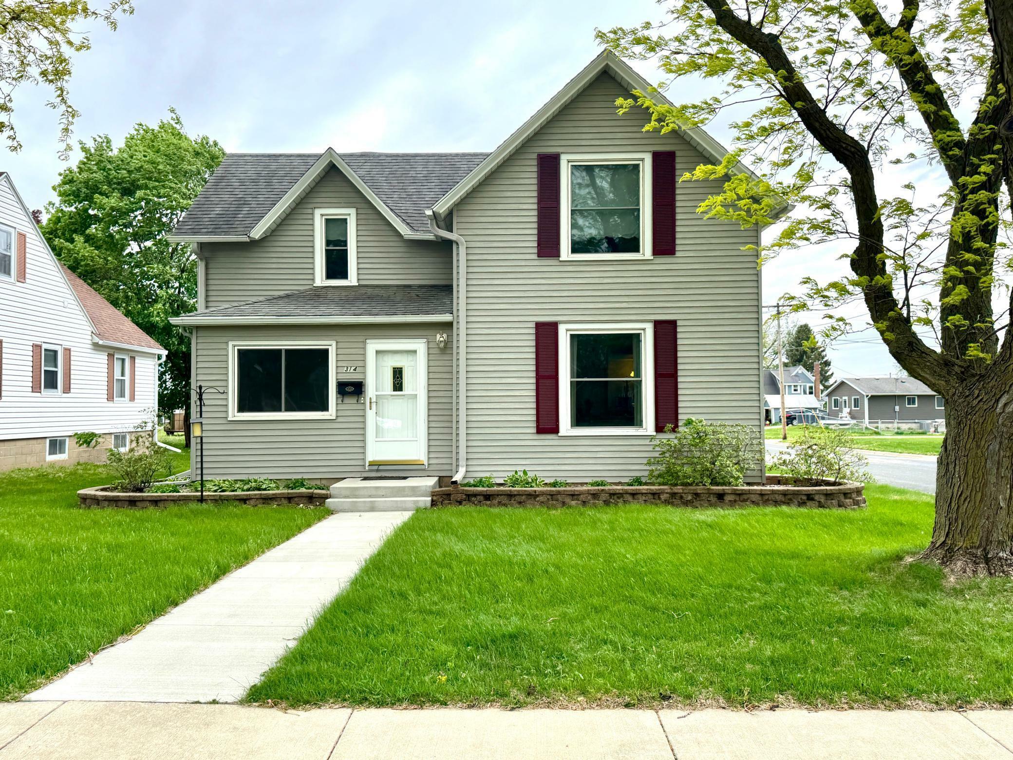 Property Photo: 314 2nd Street SW MN 55976