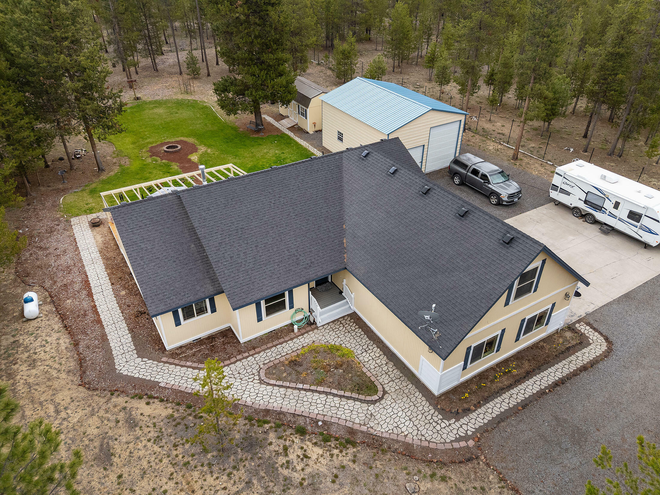 Property Photo: 145343 Birchwood Road OR 97739