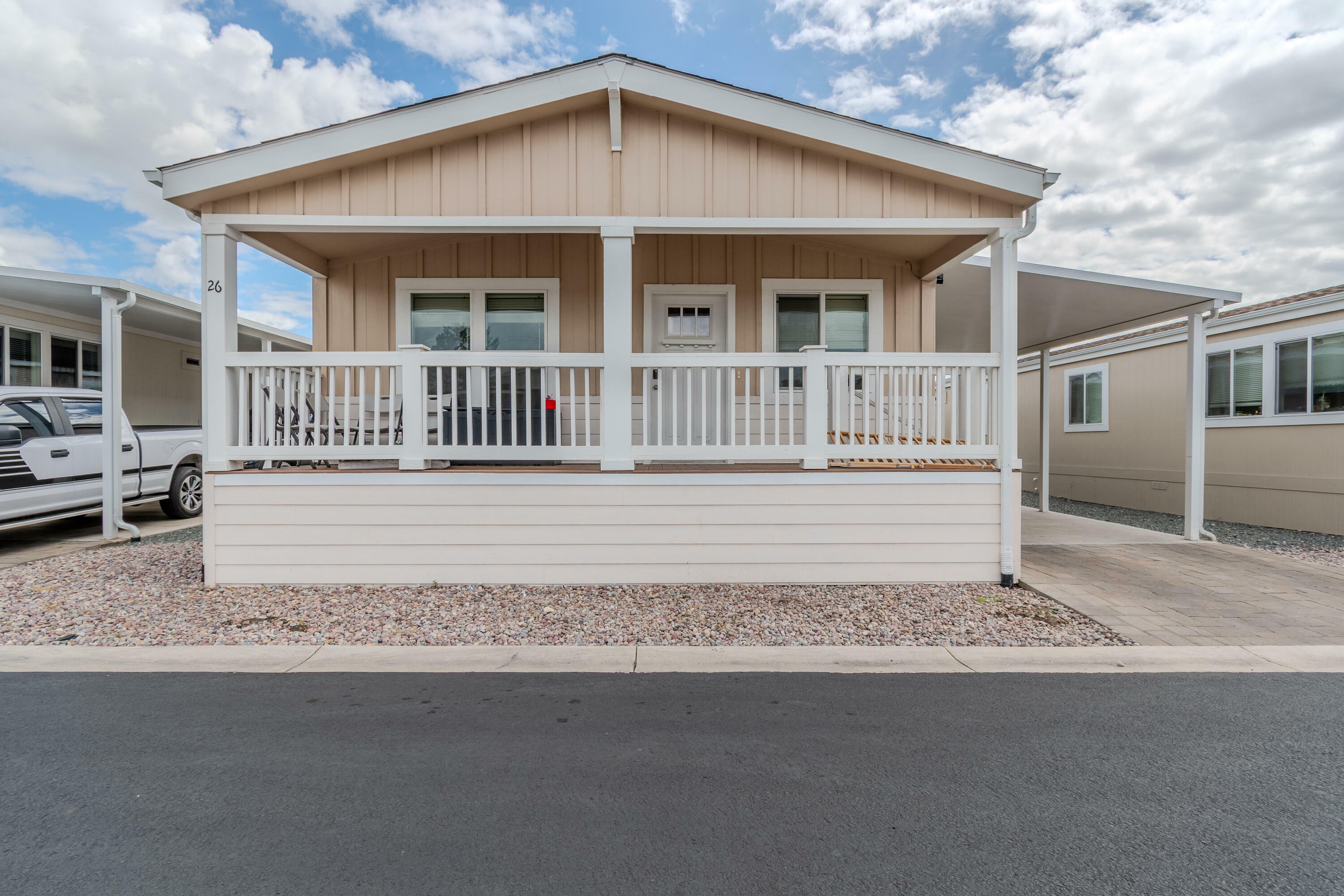Property Photo: 3555 S Pacific Hwy 26 OR 97501