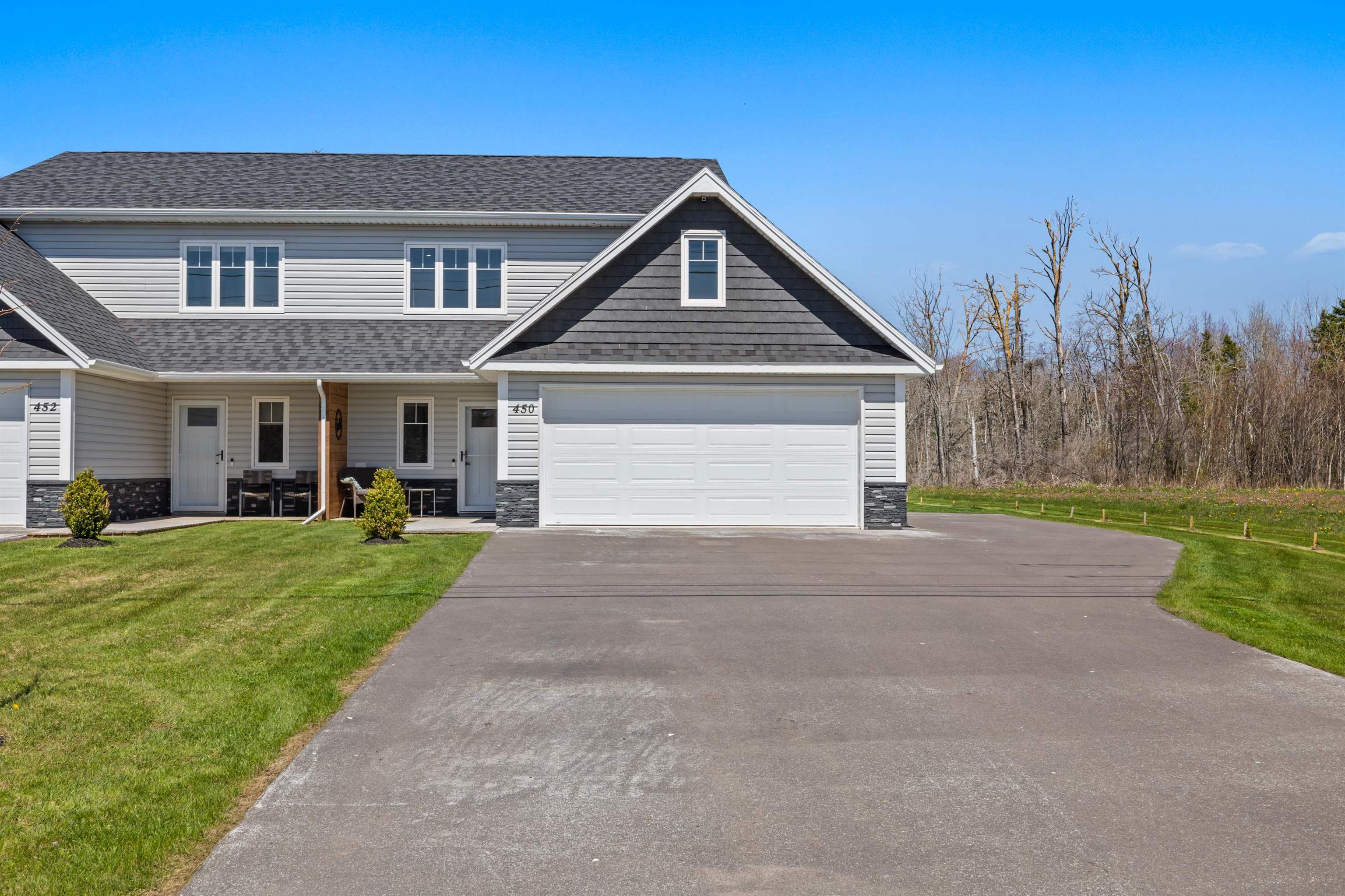 Property Photo: 450 Mackenzie Drive PE C1N 0T7