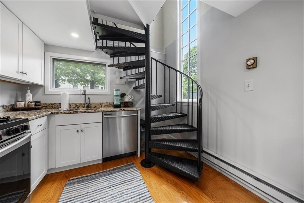 Property Photo: 176 South Street 3 MA 02043
