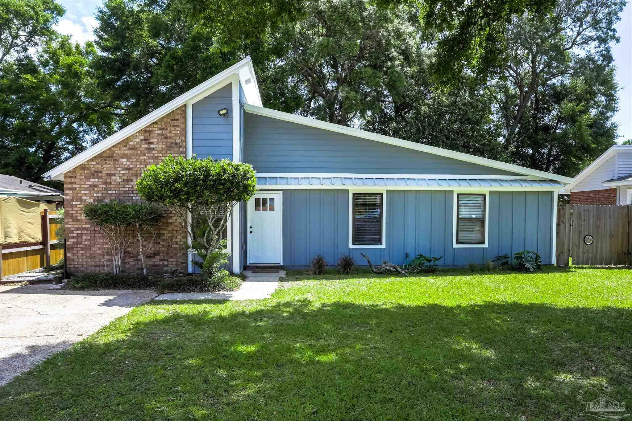 7402 Viewcrest Dr  Pensacola FL 32504 photo