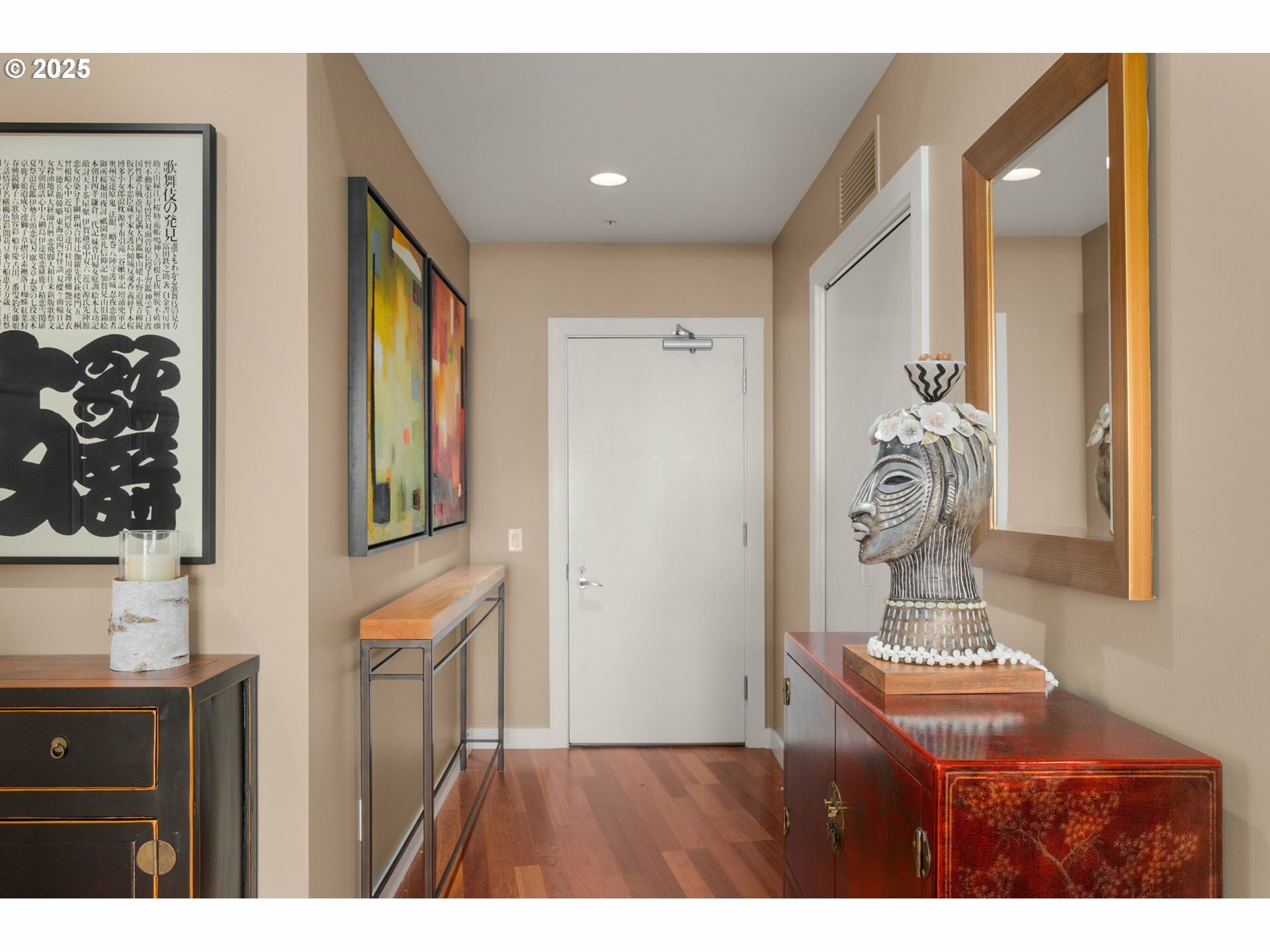 Property Photo: 949 NW Overton St 1201 OR 97209