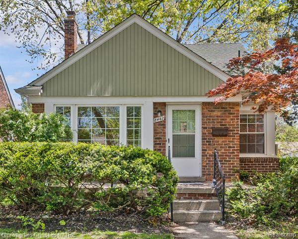 8442 Hazelton Street  Dearborn Heights MI 48127 photo