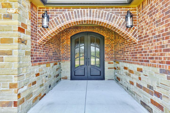 Property Photo: 4041 N Tyler Ct KS 67101