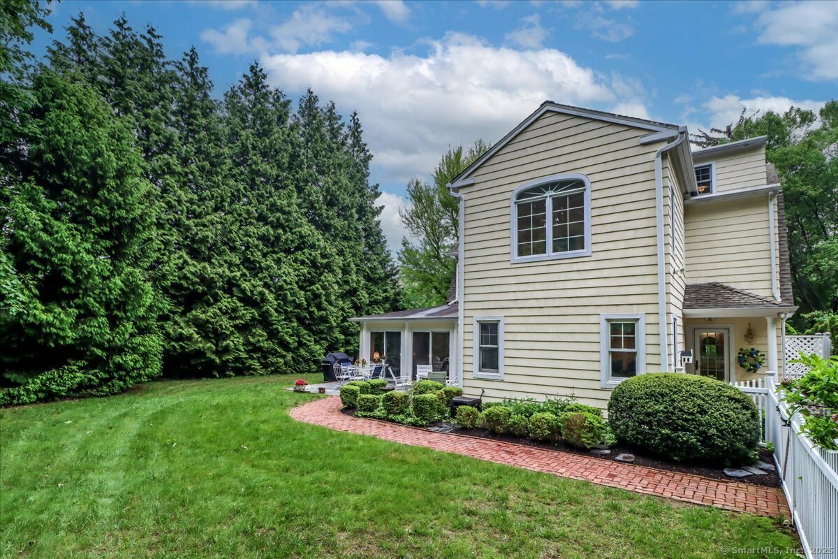 Property Photo: 399 North Benson Road CT 06824
