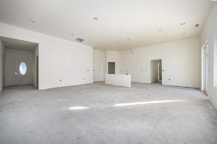 Property Photo: 205505 E Finley Rd WA 99337