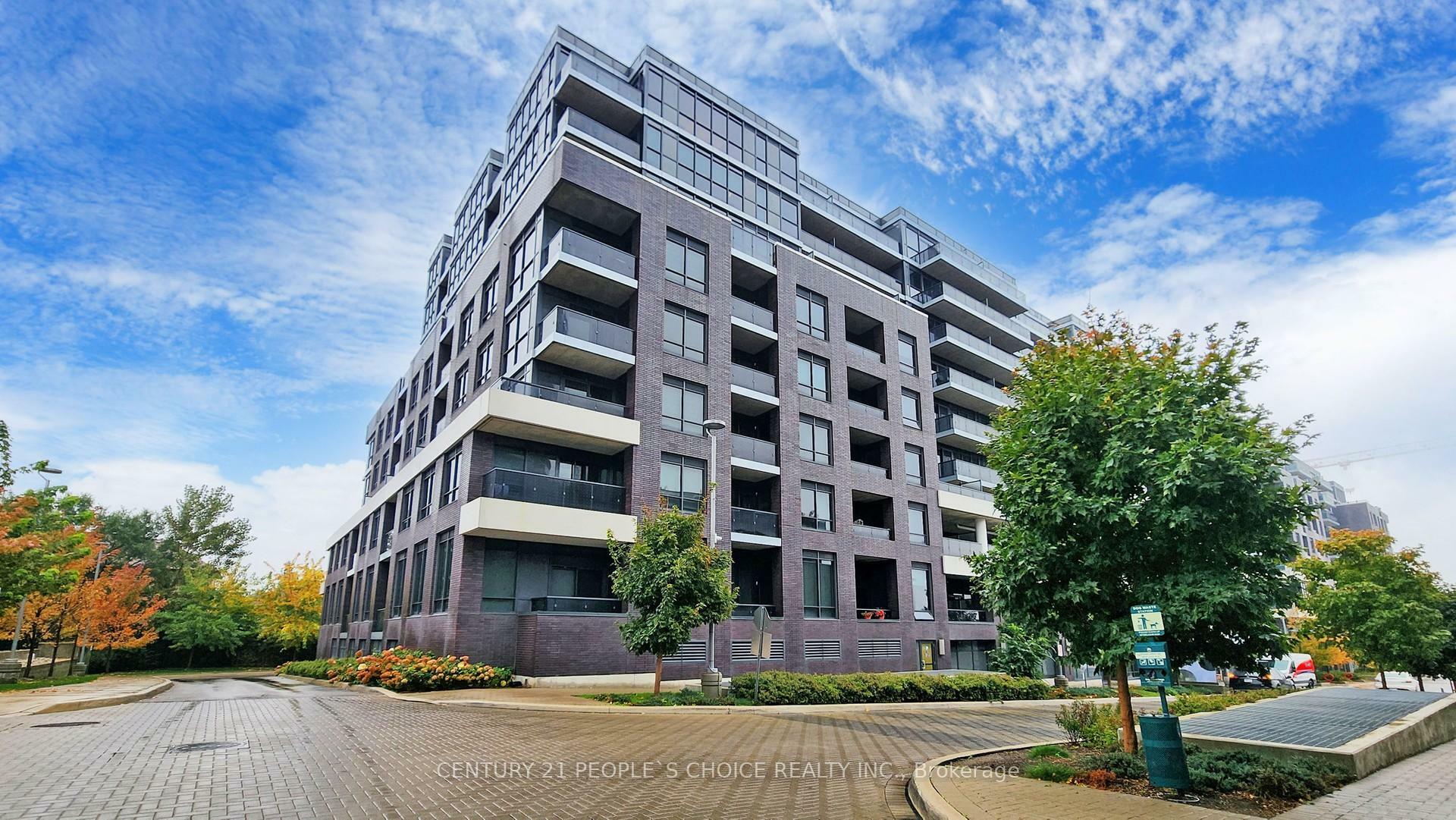 Property Photo:  26 Gibbs Road 827  ON M9B 0E3 