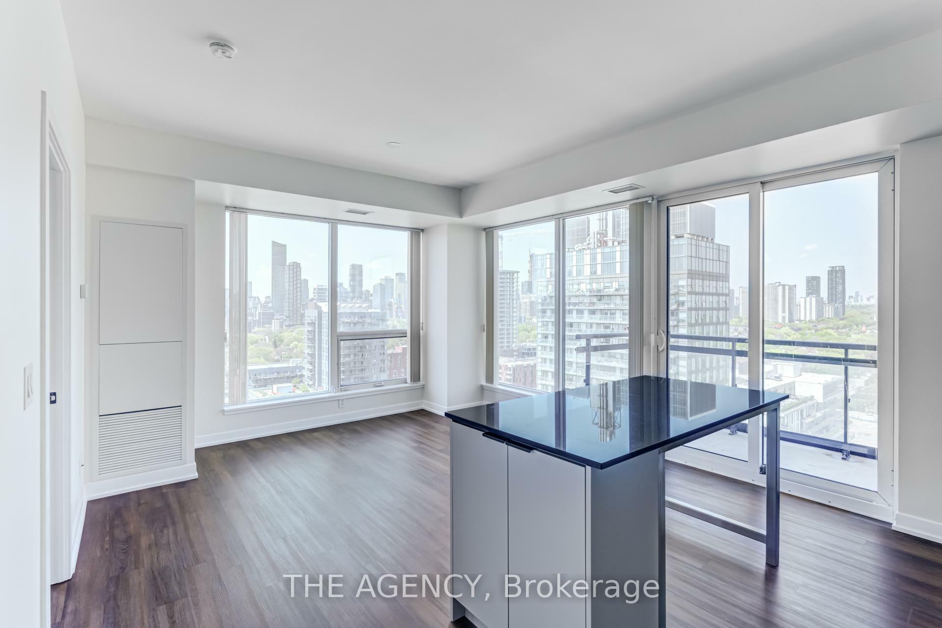 Property Photo: 225 Sackville Street 2009 ON M5A 0B9
