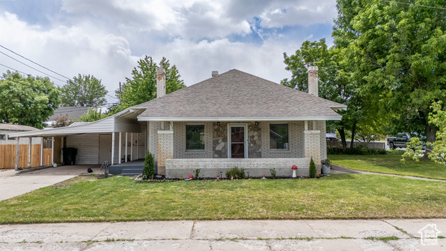 Property Photo: 212 E 100 S UT 84651