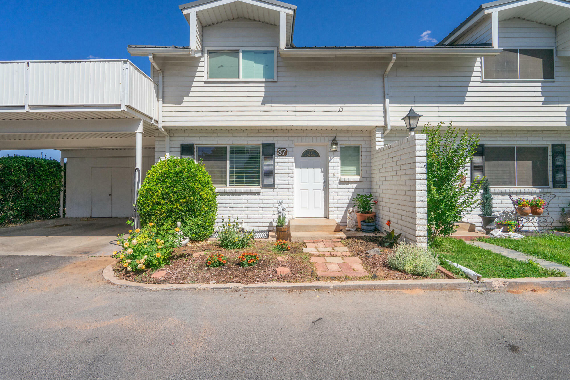 781 N Valley View Dr #37  St George UT 84770 photo