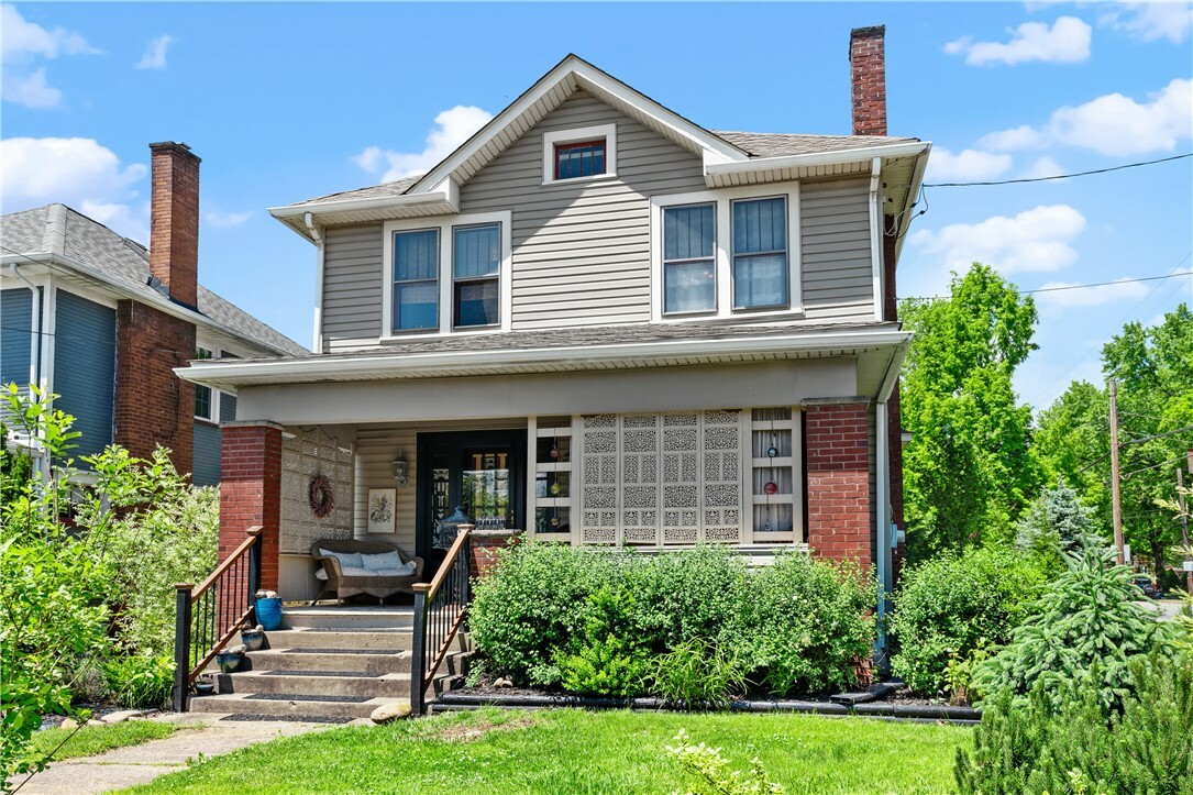 Property Photo: 800 4th St PA 15009