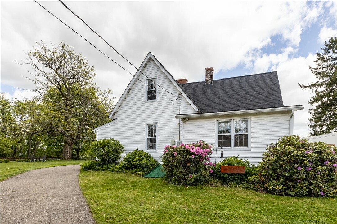 Property Photo: 455 Wilson Dr PA 15235