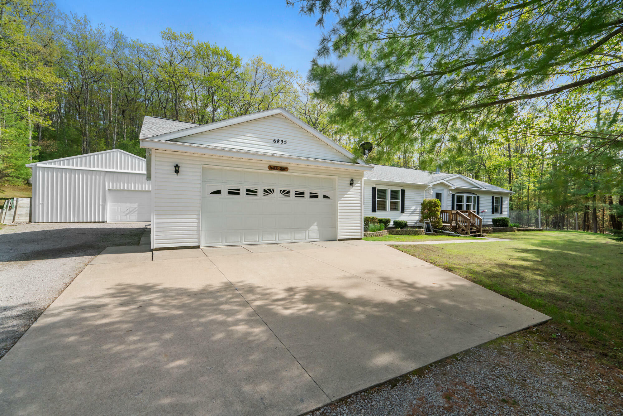 6855 Waubun Road  Indian River MI 49749 photo