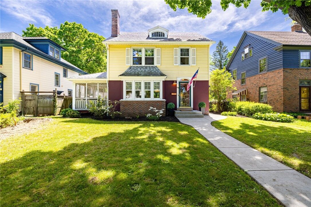 Property Photo:  229 Rockingham Street  NY 14620 