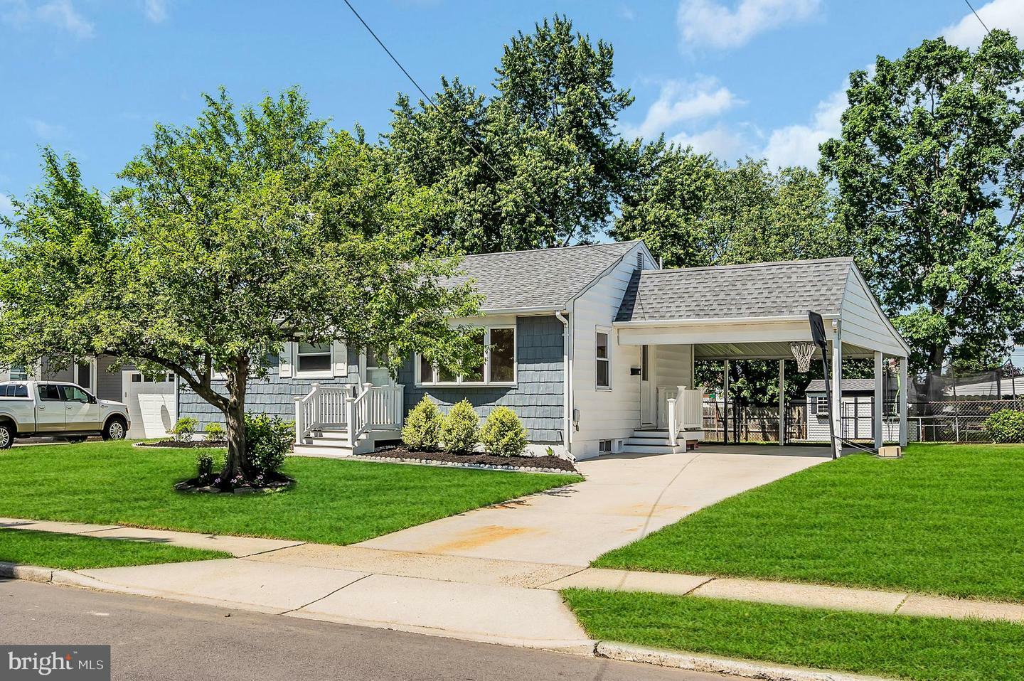 27 Willow Road  Bordentown NJ 08505 photo