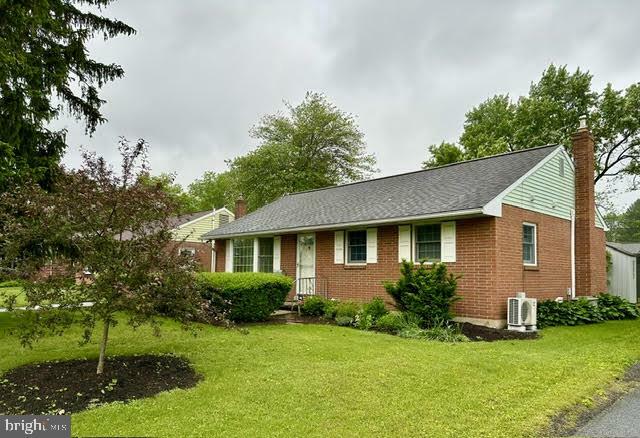 440 N Mount Joy Street  Elizabethtown PA 17022 photo