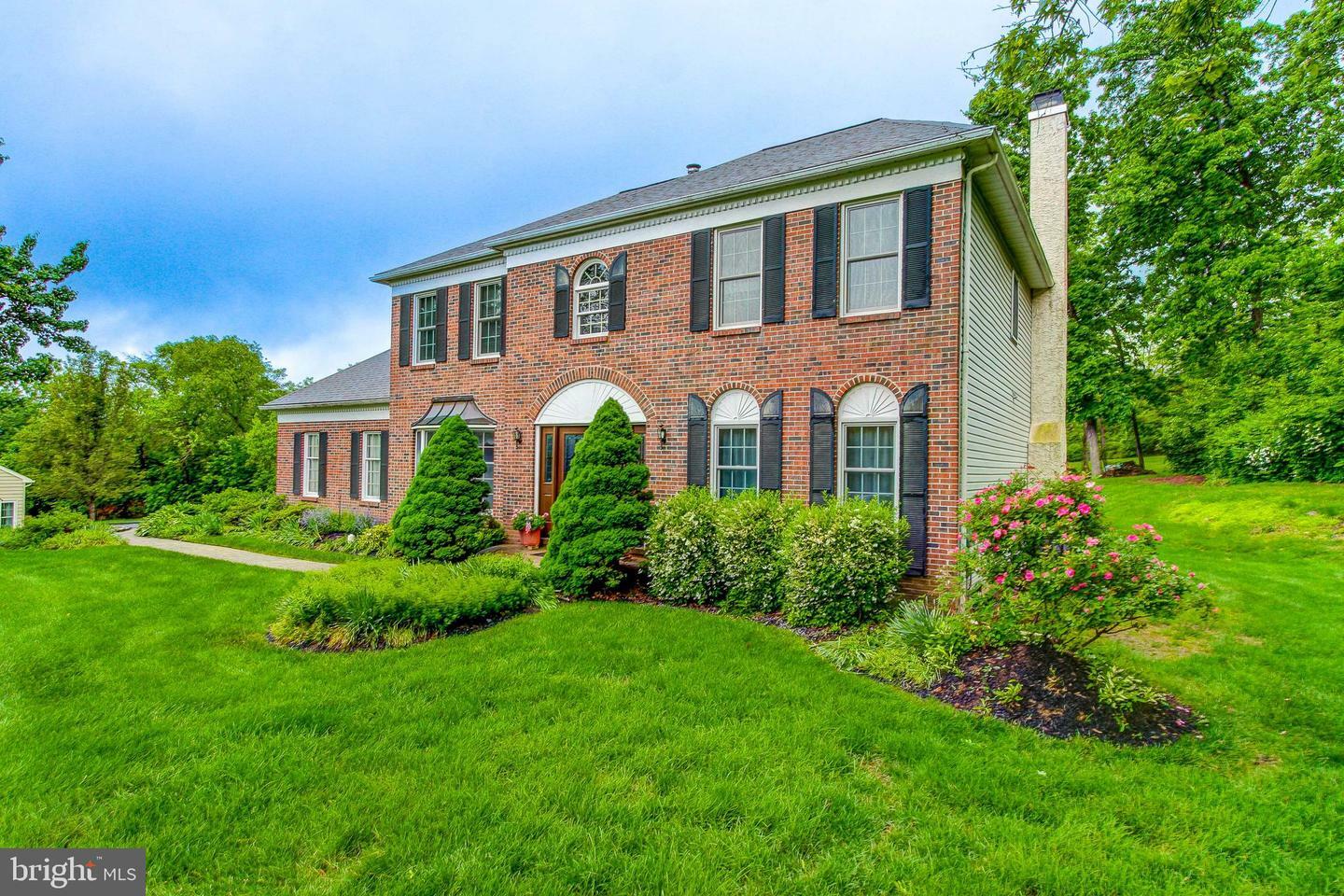 Property Photo: 235 Amherst Drive PA 18901