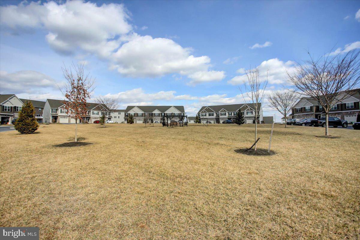 Property Photo: 1720 Fairbank Lane PA 17055