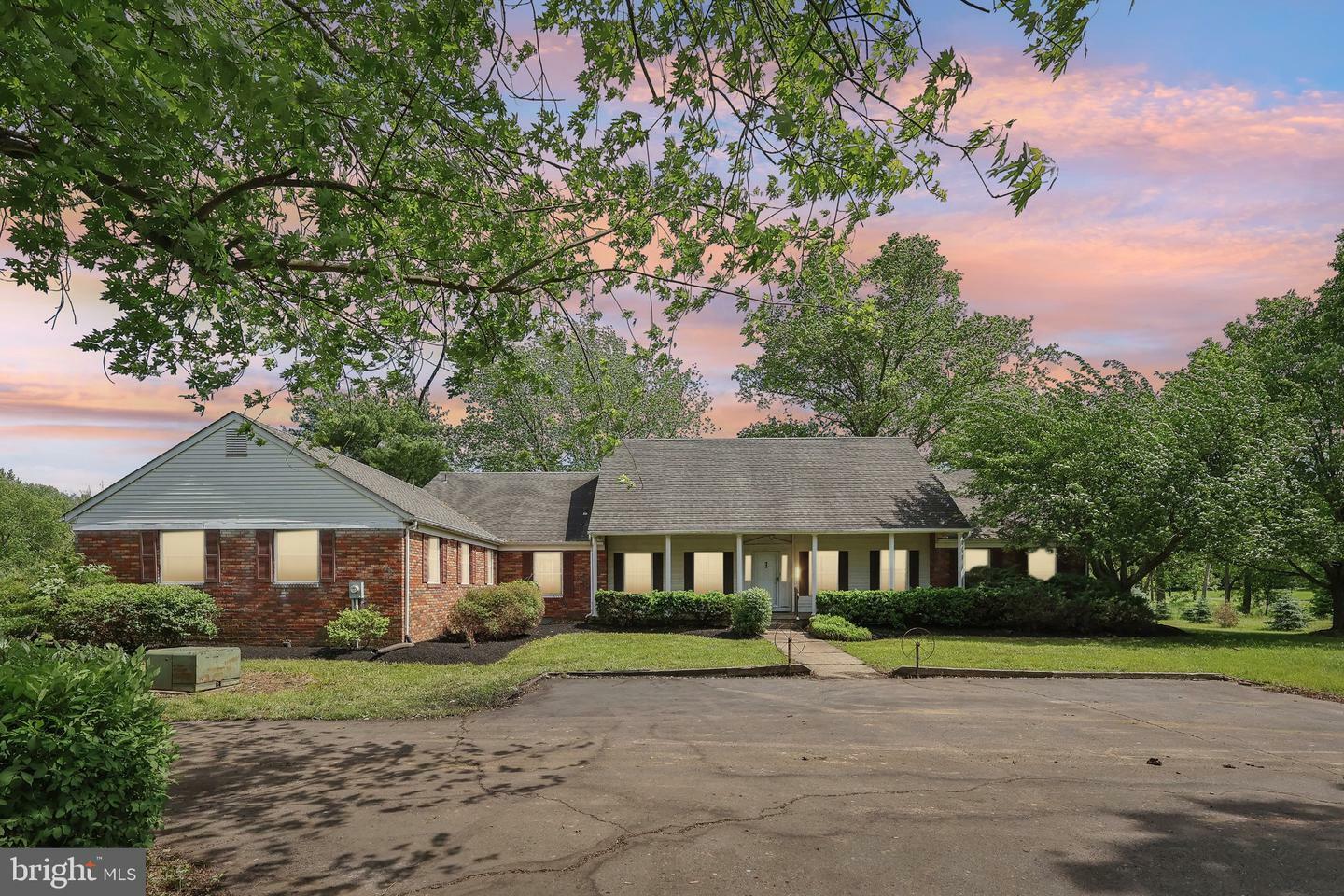 237 Bordentown-Georgetown  Chesterfield NJ 08515 photo