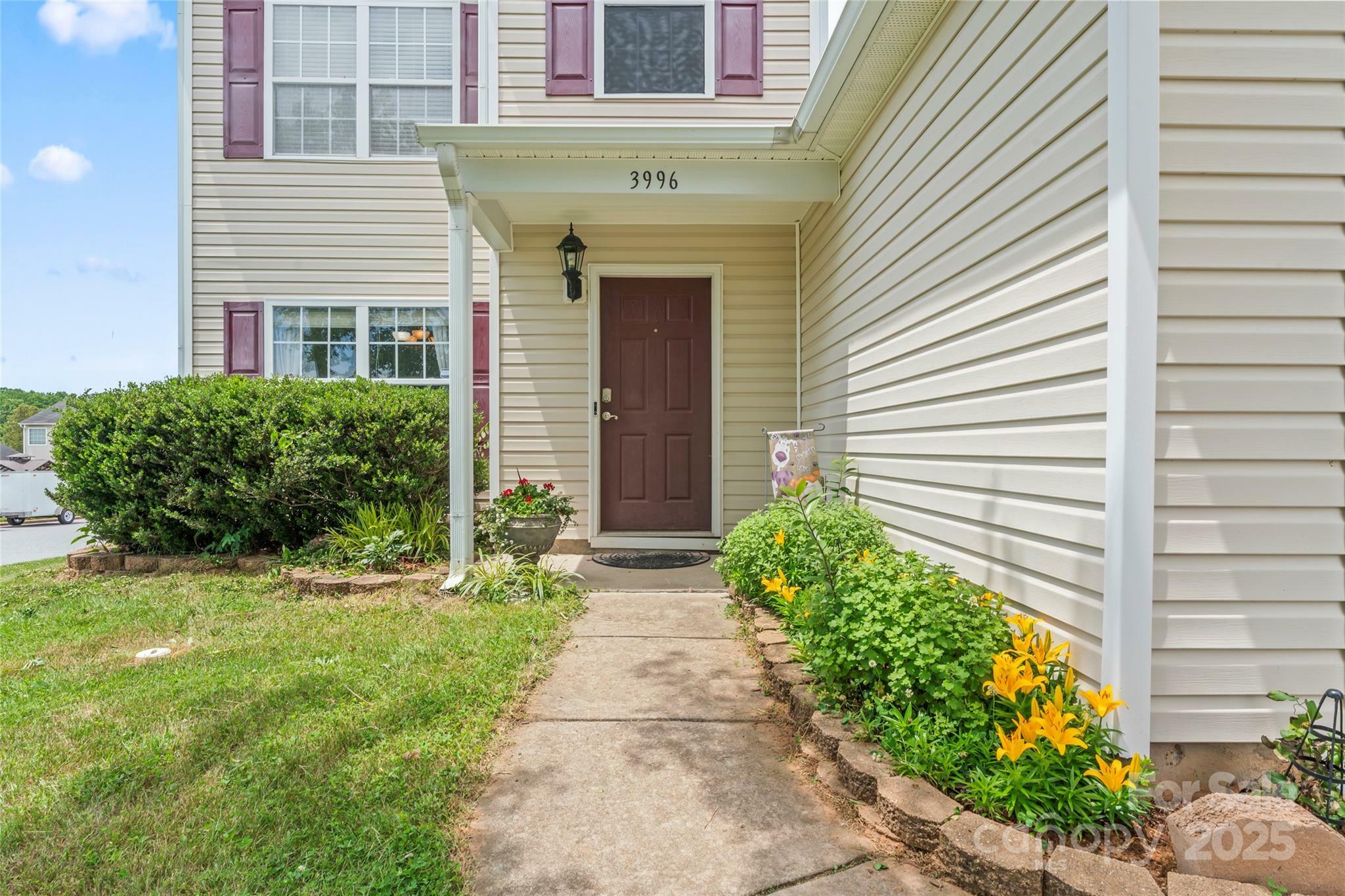 Property Photo: 3996 Heather View Lane NC 27127