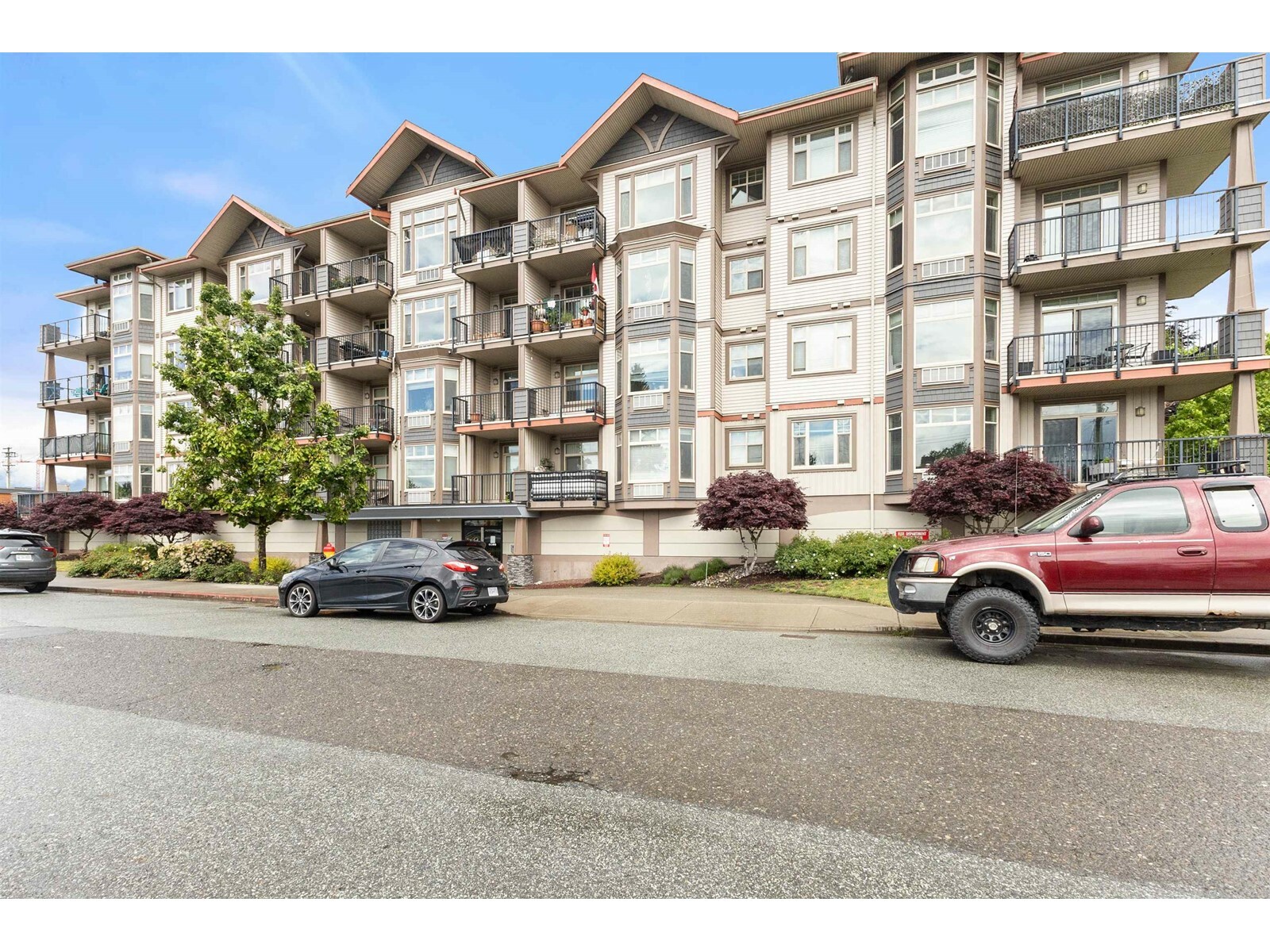 Property Photo: 46021 Second Avenue 304 BC V2P 1S6