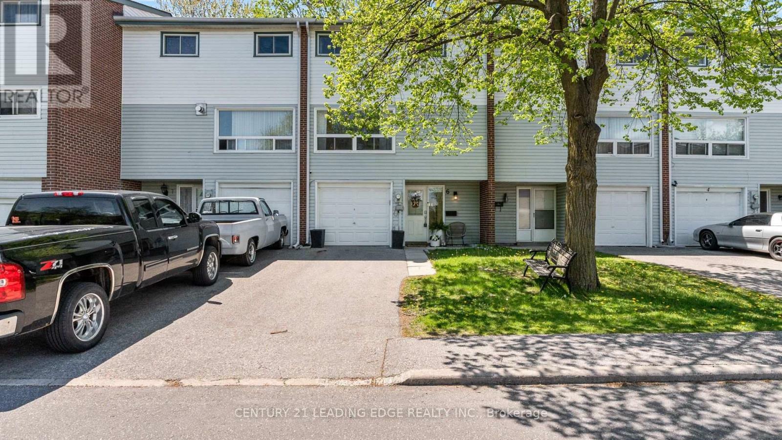 Property Photo: 909 King Street West 6 ON L1J 2L4