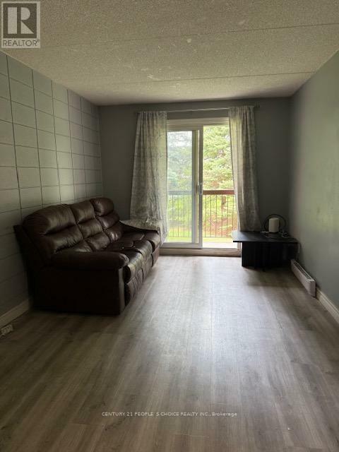 Property Photo: 30 Hickory Street East 111 ON N2J 4L4