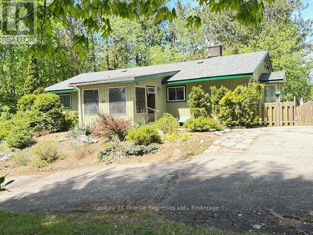 Photo de la propriété:  45 Isabella Street  ON P2A 1M4 