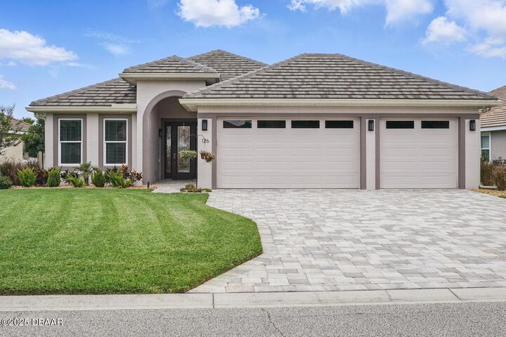 Property Photo: 126 Briargate Look FL 32174