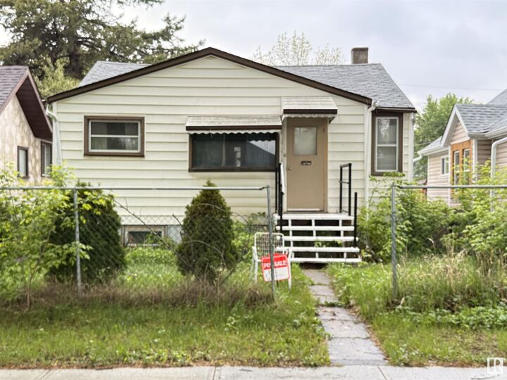 12746 116 Street NW  Edmonton AB T5E 5H2 photo