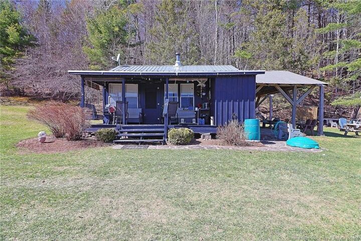51 Meadow St S Street — photo 1