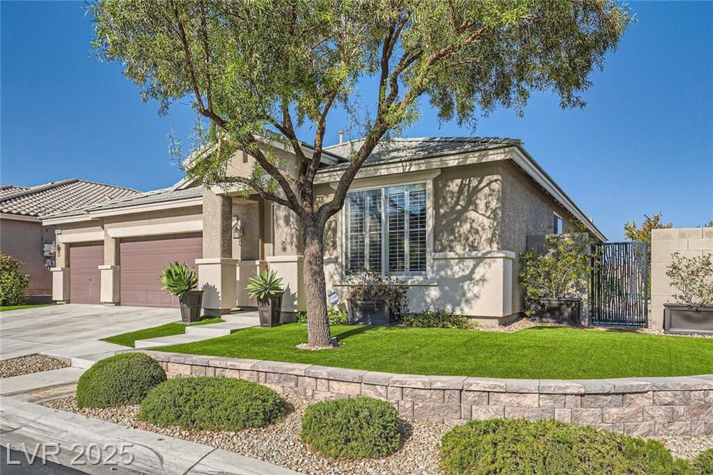 Property Photo:  7030 Silver Ridge Peak Street  NV 89166 