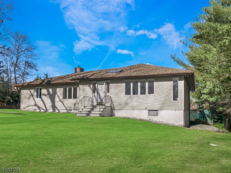 Property Photo: 419 Ratzer Rd NJ 07470