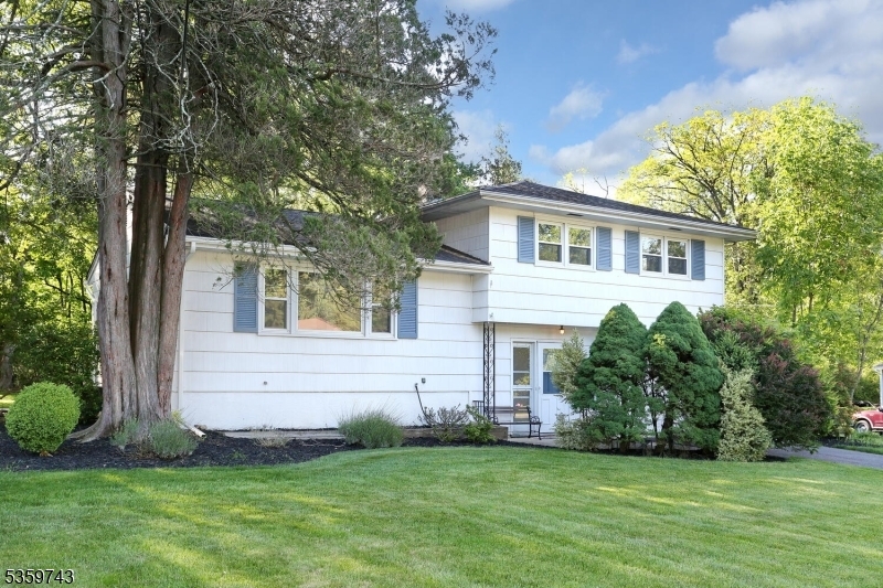 Property Photo: 38 Dante Pl NJ 07463
